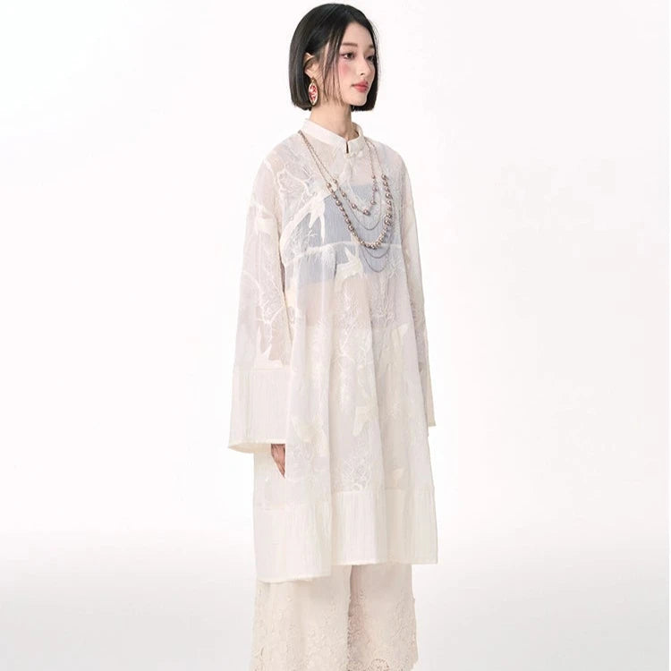 Crane robe